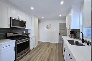 2546 South 13th Street, Milwaukee, WI 53215 - Photo 4