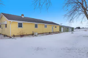 W3121 Faro Springs Rd, Hilbert, WI 54129 - Photo 20
