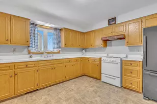 W3121 Faro Springs Rd, Hilbert, WI 54129 - Photo 8