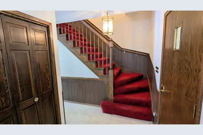 N85W17745  Ann Ave, Menomonee Falls, WI 53051 - Photo 18