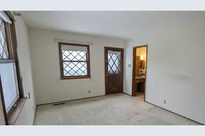 N85W17745  Ann Ave, Menomonee Falls, WI 53051 - Photo 28