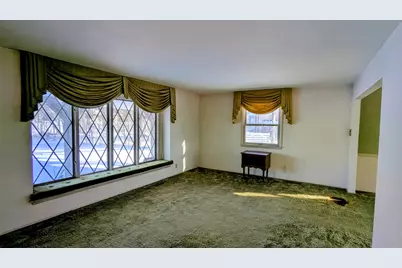 N85W17745  Ann Ave, Menomonee Falls, WI 53051 - Photo 20