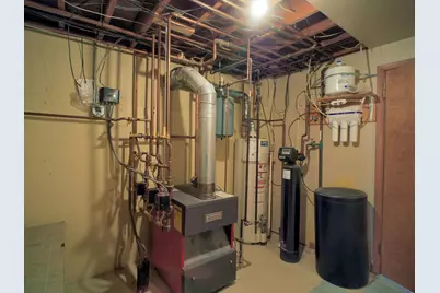 225 N Concord Ave, Watertown, WI 53094 - Photo 58