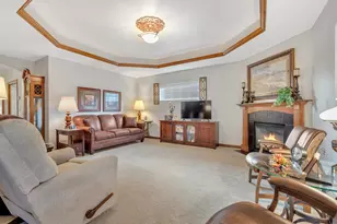 436 Maple Leaf Ct, Manitowoc, WI 54220 - Photo 10