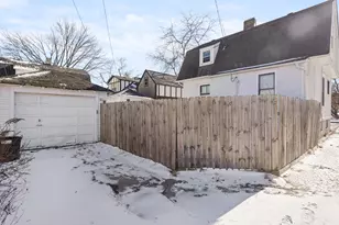 510 De Koven Ave, Racine, WI 53403 - Photo 24