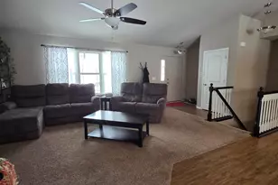 503 Pine Hollow Pl, Watertown, WI 53094 - Photo 4