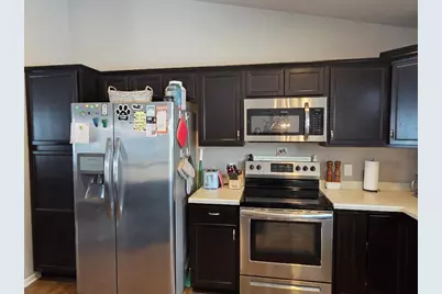 503  Pine Hollow Pl, Watertown, WI 53094 - Photo 10