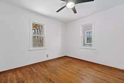 2319 E Eden Pl, Saint Francis, WI 53235 - Photo 12