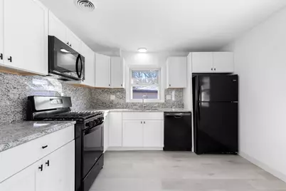 1001 E Doty Pl, Milwaukee, WI 53207 - Photo 18