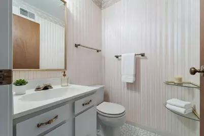 11015 N Balsam Tree Ct, Mequon, WI 53092 - Photo 14