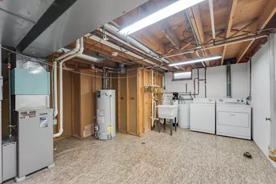 11015 N Balsam Tree Ct, Mequon, WI 53092 - Photo 22