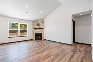 2510 Stoney Brook Ct, Manitowoc, WI 54220 - Photo 6