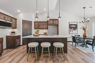 2510 Stoney Brook Ct, Manitowoc, WI 54220 - Photo 20