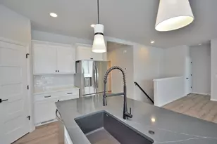 1021 Elderberry Rd, Oconomowoc, WI 53066 - Photo 16