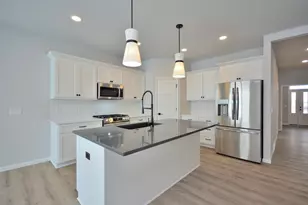 1021 Elderberry Rd, Oconomowoc, WI 53066 - Photo 14