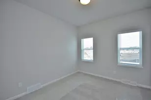 1021 Elderberry Rd, Oconomowoc, WI 53066 - Photo 8