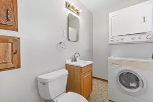 5944 S Swift Ave, Cudahy, WI 53110 - Photo 10