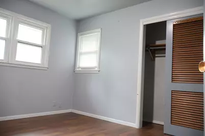 8523 W Glendale Ave, Milwaukee, WI 53225 - Photo 10