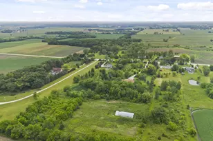 21337 Northcape St, Racine, WI 53182 - Photo 44