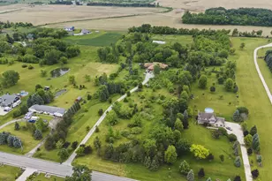 21337 Northcape St, Racine, WI 53182 - Photo 2