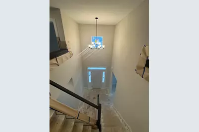 N56W20719  Muirfield Dr, Menomonee Falls, WI 53051 - Photo 10