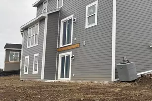 N56W20719 Muirfield Dr, Menomonee Falls, WI 53051 - Photo 22