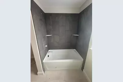 N56W20719  Muirfield Dr, Menomonee Falls, WI 53051 - Photo 14