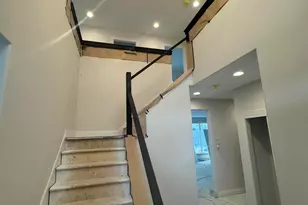 N56W20719 Muirfield Dr, Menomonee Falls, WI 53051 - Photo 4