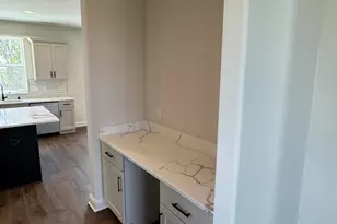 N56W20719 Muirfield Dr, Menomonee Falls, WI 53051 - Photo 10