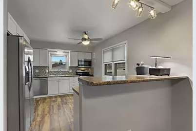 1926  88th St, Kenosha, WI 53143 - Photo 8