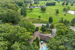 946 Shabbona Dr, Fontana, WI 53125 - Photo 40