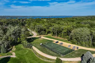 946 Shabbona Dr, Fontana, WI 53125 - Photo 46