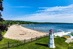 946 Shabbona Dr, Fontana, WI 53125 - Photo 50