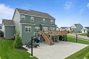 565 N Boulder Ridge Dr, Lake Geneva, WI 53147 - Photo 10