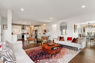 565 N Boulder Ridge Dr, Lake Geneva, WI 53147 - Photo 4