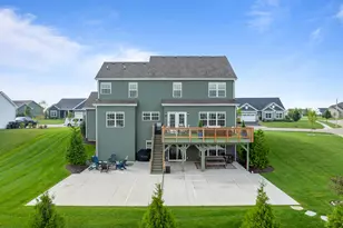 565 N Boulder Ridge Dr, Lake Geneva, WI 53147 - Photo 4