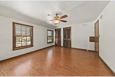 2551 N 81st St, Wauwatosa, WI 53213 - Photo 20