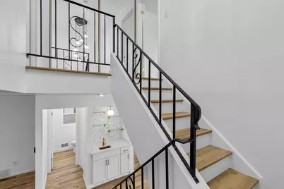 5325  Somerset Ln, Greenfield, WI 53221 - Photo 26