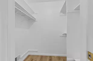 5325 Somerset Ln, Greenfield, WI 53221 - Photo 20