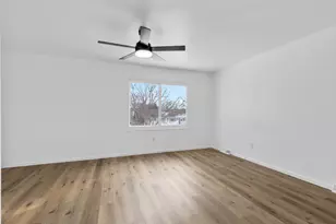 5325 Somerset Ln, Greenfield, WI 53221 - Photo 16