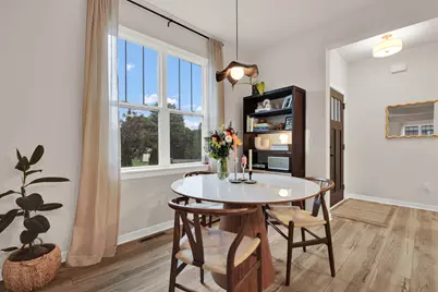 W204N17637  Laurel Pl, Jackson, WI 53037 - Photo 6