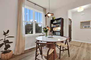 W204N17637 Laurel Pl, Jackson, WI 53037 - Photo 6