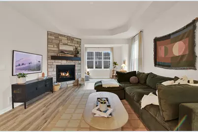 W204N17637  Laurel Pl, Jackson, WI 53037 - Photo 12