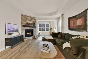 W204N17637 Laurel Pl, Jackson, WI 53037 - Photo 12