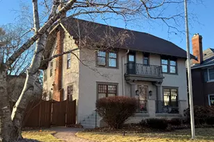 3405 N Hackett Ave, Milwaukee, WI 53211 - Photo 72