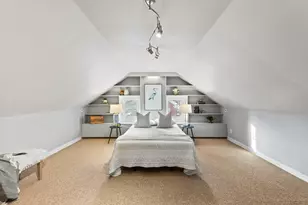 3405 N Hackett Ave, Milwaukee, WI 53211 - Photo 56