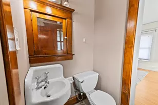 3405 N Hackett Ave, Milwaukee, WI 53211 - Photo 46