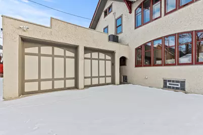 3405 N Hackett Ave, Milwaukee, WI 53211 - Photo 66