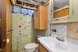 851 N 10th St, Manitowoc, WI 54220 - Photo 30