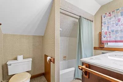 851 N 10th St, Manitowoc, WI 54220 - Photo 26